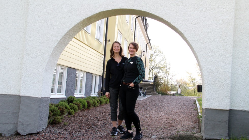 Systrarna Camilla och Veronica Eriksson driver Rimforsa Strand sedan drygt tio år.