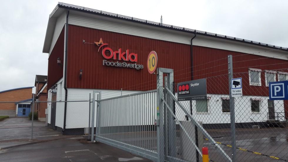 Orklas fabrik i Frödinge har inte känt av några större konsekvenser av coronaviruset så här långt.