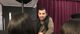 Författaren Arkan Asaad: "Våga tro på dina drömmar"