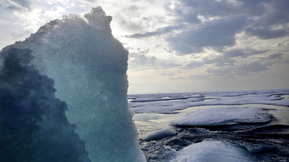 Arktis fortsätter att bli allt hetare. Både klimatmässigt och militärt.