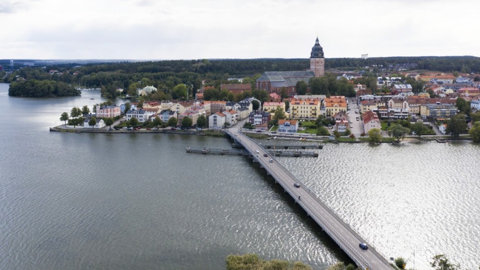 I Strängnäs kommun har vi sedan ett antal år flera trygghetsbostäder men det räcker inte, skriver Magnus Stuart (M) riksdagsledamot.