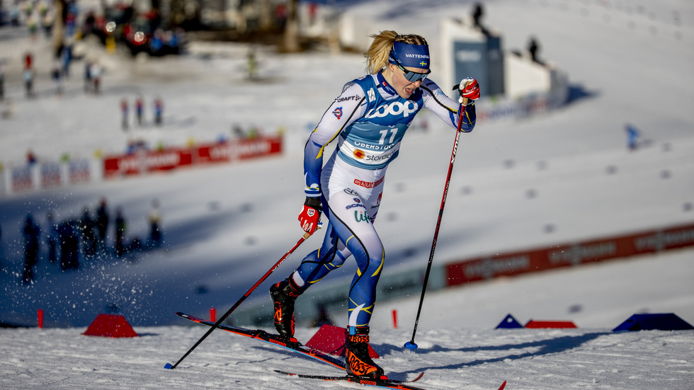 Jonna Sundling har redan ett VM-guld i Oberstdorf. I dag jagar hon ytterligare ett, när hon kör sprintstafetten i par med Maja Dahlqvist.