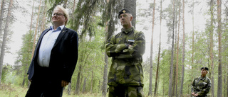 Försvarsministern på besök – ser tydlig utveckling framåt i Norrbotten: "Mer avancerat"