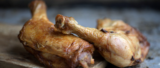 Kommuner ska inte servera importerad kyckling