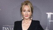 J. K. Rowling står åter ensam mot transrörelsen
