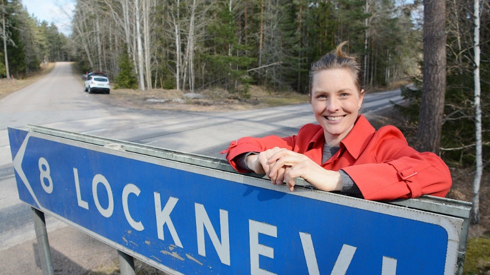 Marie Alsér som bor i sydligaste delen av Locknevi socken är jätteglad över befolkningsutvecklingen i bygden. "Locknevi betyder ju ”fruktbar plats” på fornnordiska, men jag vet ingen mer "nykomling" än vår egen Nils, 8 månader". 