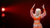 Dolly Parton debuterar som romanförfattare