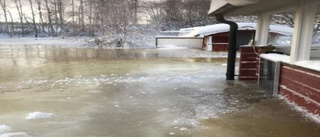 Fick inte hjälp vid översvämning - kritiserar räddningstjänsten 