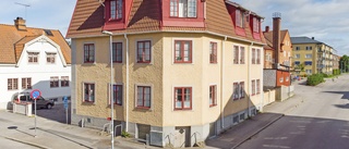 249 hyreslägenheter i Katrineholm får ny ägare i miljonaffär