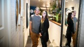Häng med in till Viktor och Caroline – paret bytte lägenheten i stan mot renoveringsobjekt i Byske: ”Vi har gjort det mesta själva”