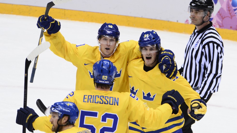 Tre Kronor-jubel under OS i Sotji, senaste gången NHL-spelare deltog i spelen. Nu är det klart att NHL är tillbaka i Peking i februari. Arkivbild.
