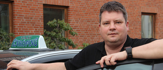 Cabonline kör Enköpings kommuns taxiresor
