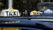 Blev tillsagd om bälte – slog sönder taxi och misshandlade chauffören
