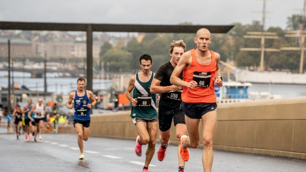 Fredrik Pettersson stod för en imponerande insats i Stockholm Halvmarathon.