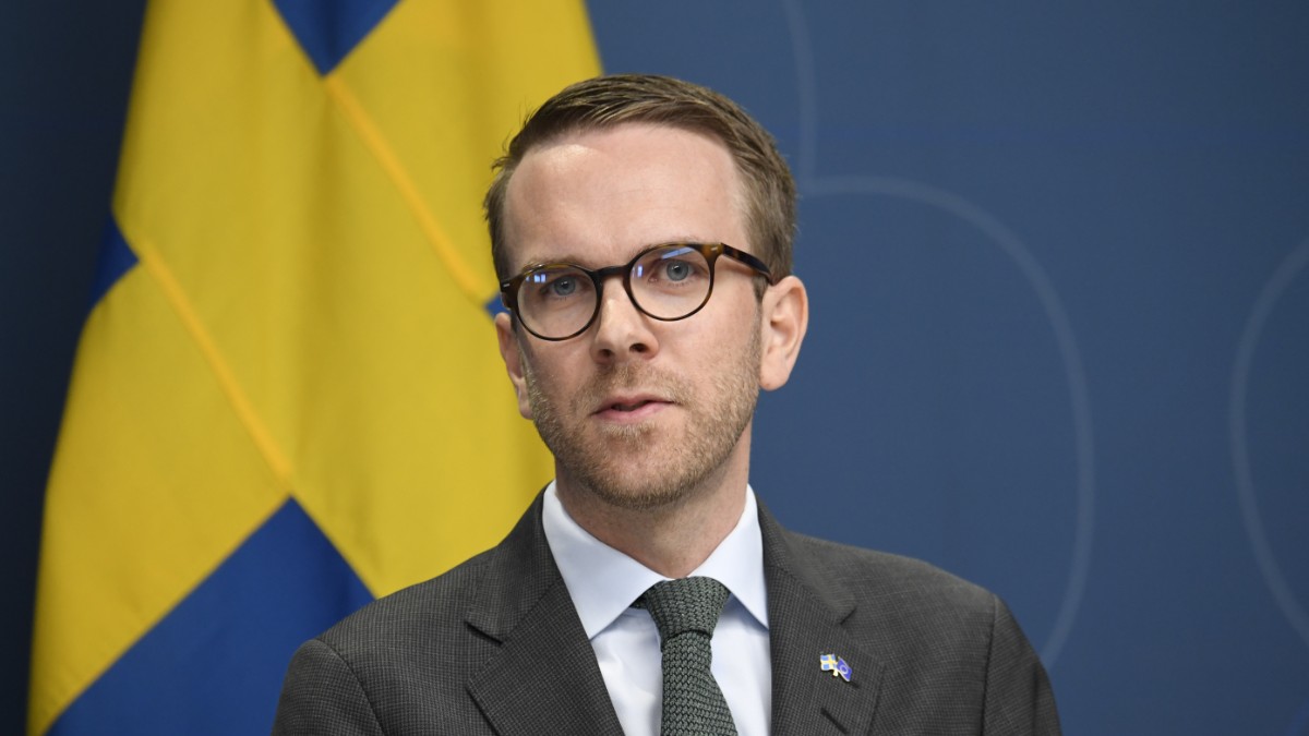 Regeringen vill rusta upp med ökade banavgifter