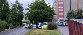 Kvinna misshandlad av flera män i Norrköping