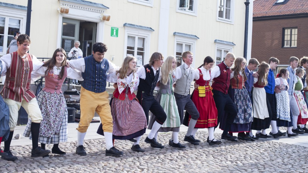 Lindsborg Swedish Folk Dancers gör sitt första besök i Vimmerby.