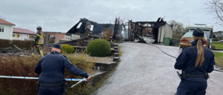 Teorin: Explosion i gasolgrill ledde till att villan brann ner 