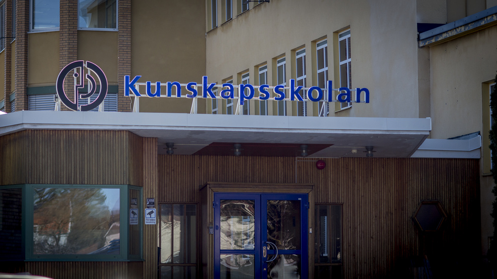 Friskolorna har en självklar plats i skolsystemet. Men är skolgården på Kunskapsskolan i Katrineholm tillräckligt stor för ett lågstadium?
