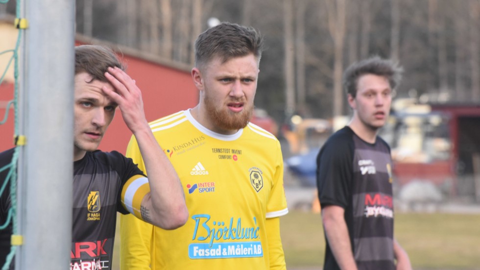 Adam Härnström, Kisa BK, funderar på att sluta med fotbollen.