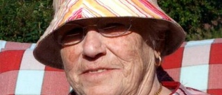 Helga Wallin 90 år