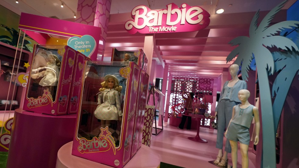 Trots Barbie-hype har försäljningen av själva dockan inte tagit fart.
