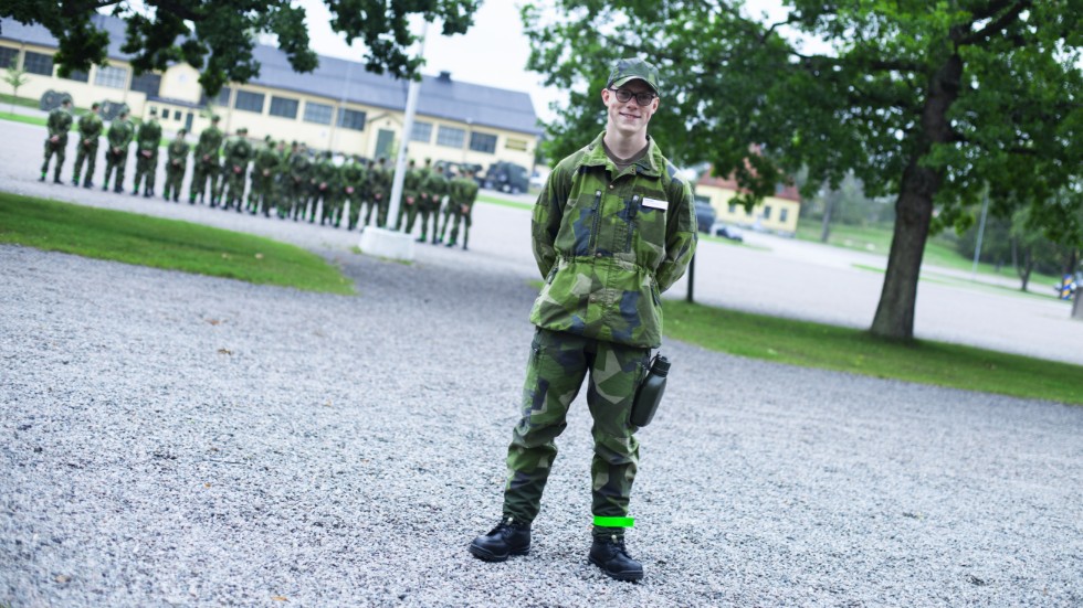 Måndag den 7 augusti ryckte Simon Tuvesson från Hultsfred in på injegörregementet Ing 2 i Eksjö.