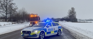 Frontalkrock mellan två bilar – väg i Linköping helt avstängd