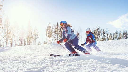 Boka din skidresa till Branäs eller Kungsberget i vinter