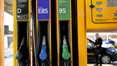 Dieseln under 19 – även bensinpriset sänks
