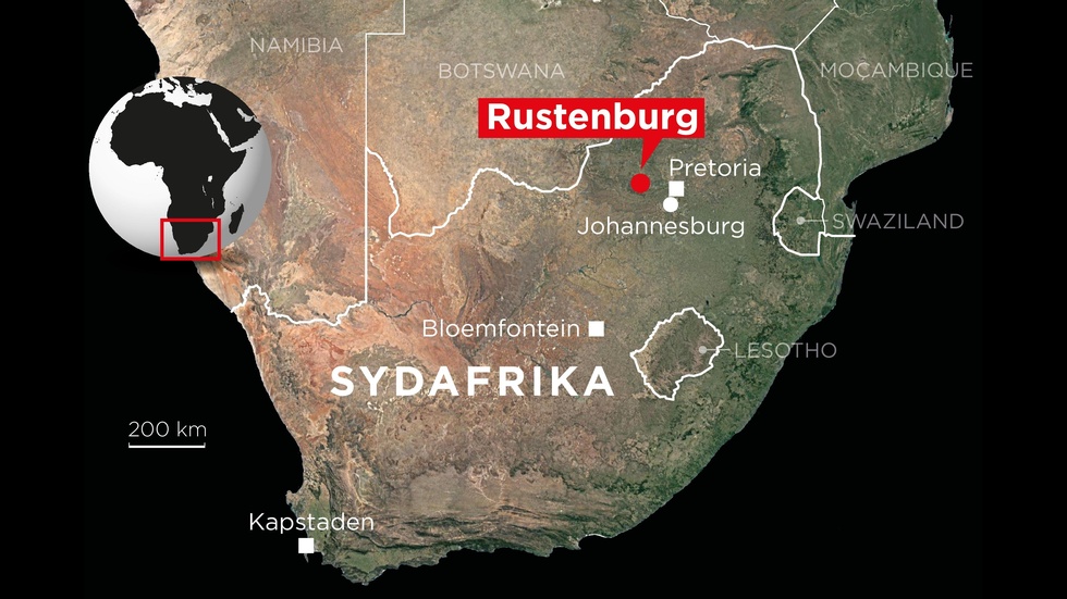 Elva gruvarbetare har omkommit och ytterligare 75 har skadats i en olycka i en platinagruva i Rustenburg.
