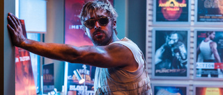 Ryan Gosling visar sina muskler i "The fall guy"