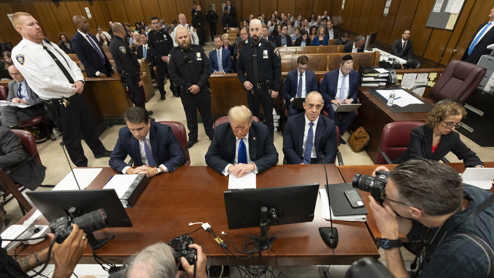 Skyldig. USA:s tidigare president Donald Trump döms på samtliga åtalspunkter för brott i samband med valrörelsen 2016. 