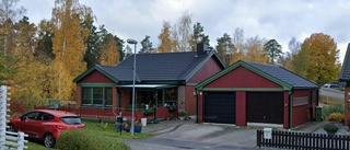 37-åring ny ägare till 70-talshus i Torshälla - prislappen: 2 250 000 kronor