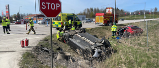 Två personer allvarligt skadade på E22 i Östergötland