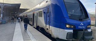 Passagerare evakuerade under tågstoppet: "Promenad längs rälsen"