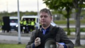 Högerextrem politiker får bränna Koranen i Norrköping: "Jag tycker inte om vad som står där" · Polisen ska skydda yttrandefriheten
