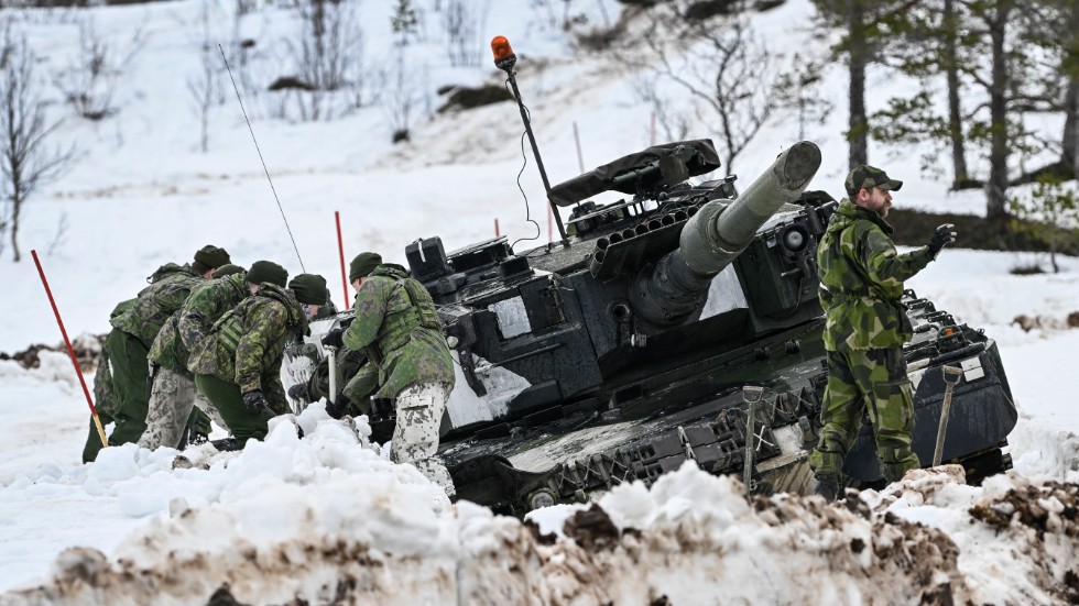 Bilden: Militärövningen Cold Response utanför Narvik i Nordnorge.