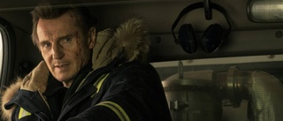 Neeson lunkar i Skarsgårds fotspår