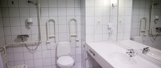 Kö till enda toaletten stressar – funktionsnedsatt vill bygga om garderob till badrum
