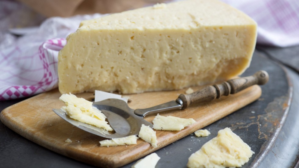 Hyvlar man för mycket kommer osten att ta slut, menar insändarskribenten.