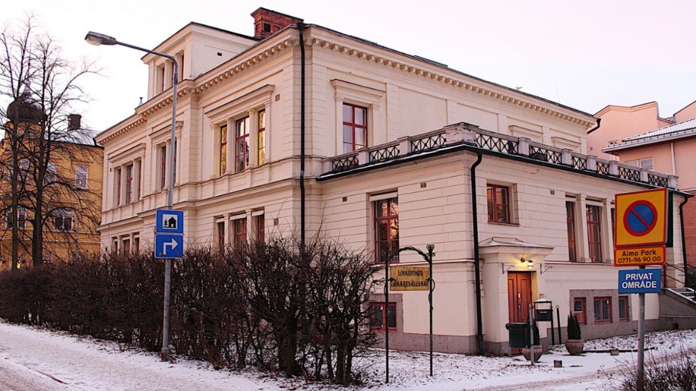 Linköpings läkaresällskap hoppas att försäljningen av villan på Klostergatan ska ge många miljoner till forskning.