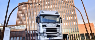 Miljardböter mot Scania kvarstår