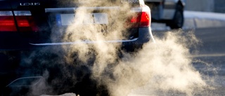Utsläppen från personbilar minskar
