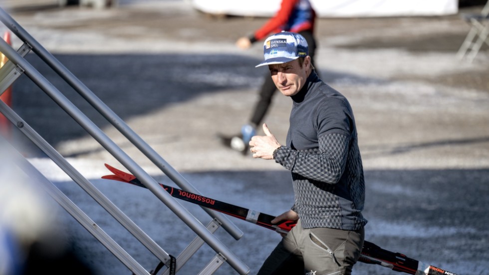 Landslagets förre vallachef Petter Myhlback under skidspelen i Falun i mars. Kort senare meddelade Myhlback att han lämnar tjänsten. Arkivbild.