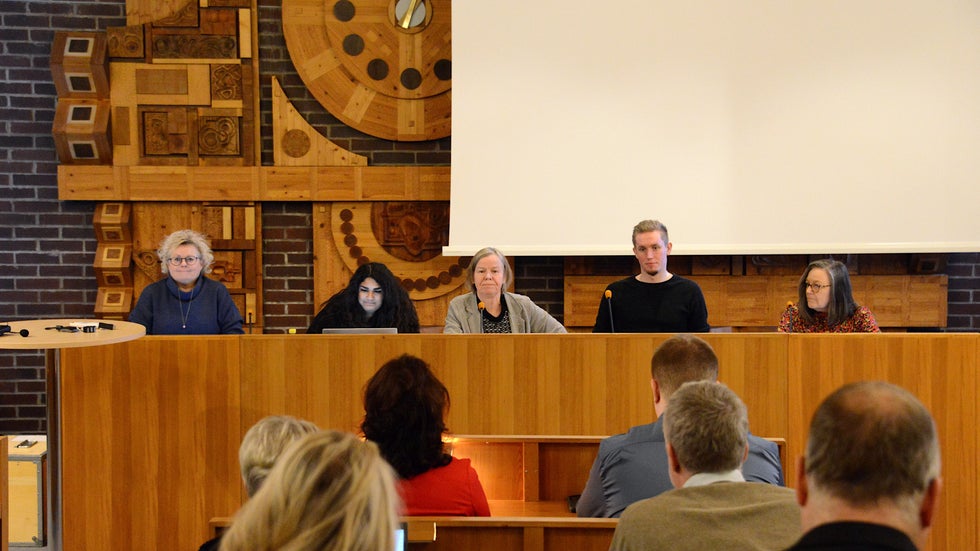 oenigt-presidium-beslutade-h-lla-kommunalr-det-fr-n-dagordningen