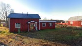 Nya ägare till fastigheten på Sörbyvägen 13 i Antnäs, Luleå - 1 200 000 kronor blev priset