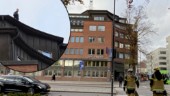 Livsfarlig lek i Eskilstuna centrum – larm om ungdomar på taket