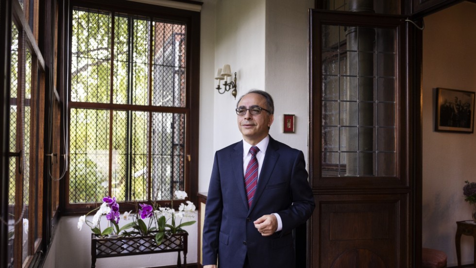 Turkiets nya ambassadör Yönet Can Tezel fotograferad på Turkiets ambassad i Diplomatstaden. Arkivbild