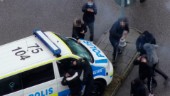 Se nya filmerna från polisens kameror – visar de våldsamma upploppen i Skäggetorp: "Bland det mest chockerande jag har sett"